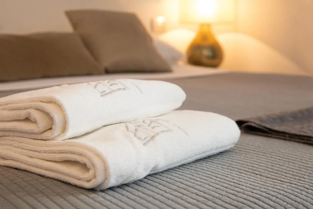 Santo Stefano Raro Rooms Collection 브린디시 B&B