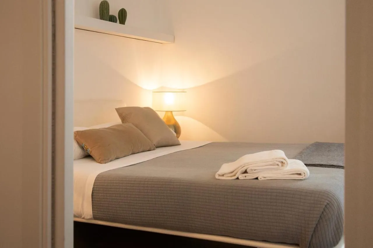 Santo Stefano Raro Rooms Collection Brindisi 2*,  Italië