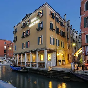 https://arlecchino-venice.hotelslidodijesolo.com